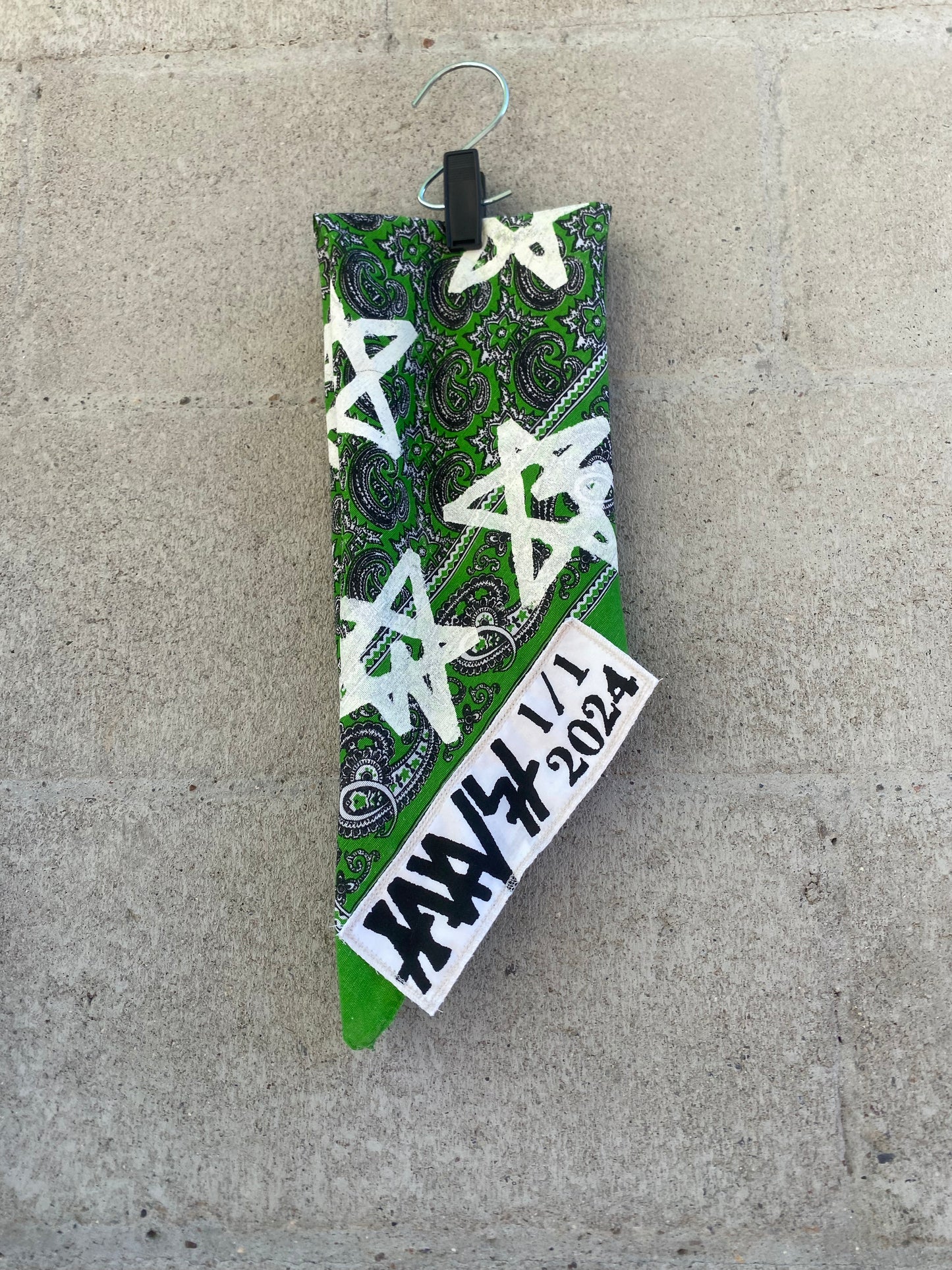 "alien" bandana